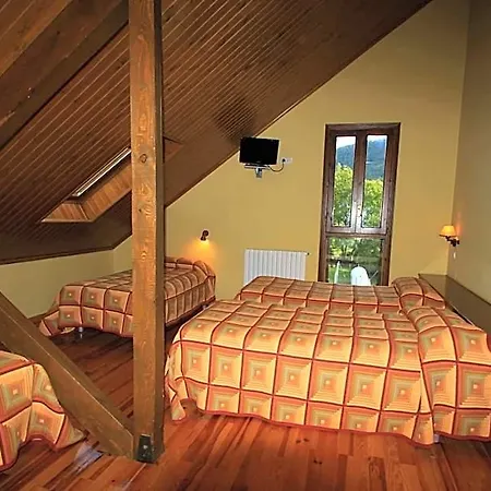 Hotel, Y ホテル Víu