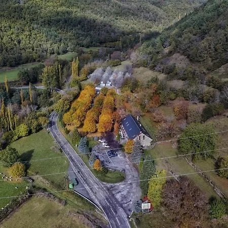 Hotel, Y Víu