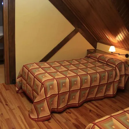 Ξενοδοχείο Hotel, Y Víu