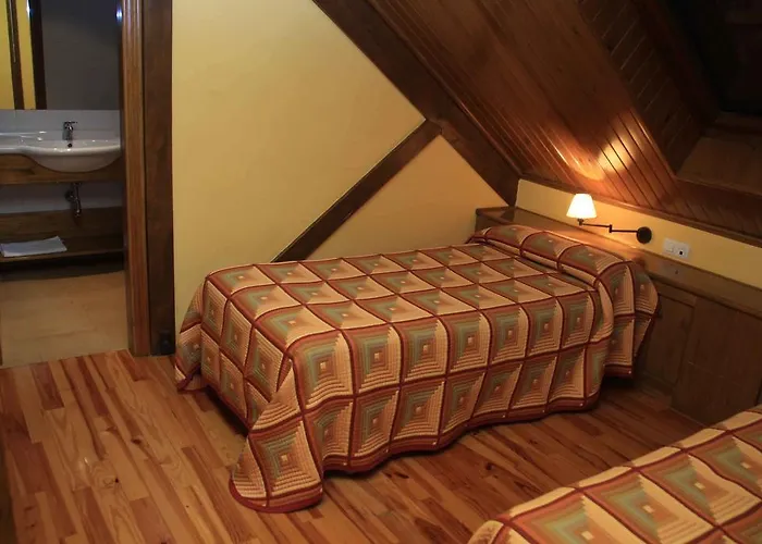 Hotell Hotel, Y Víu